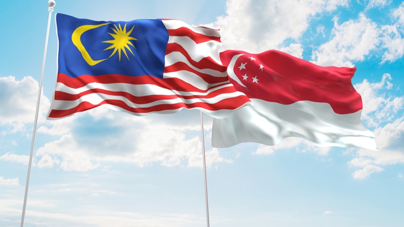 Malaysia_Singapore_Flags